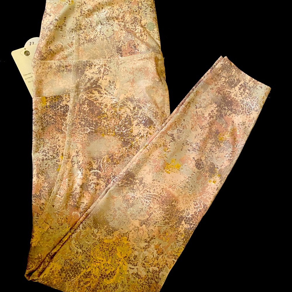 NEW Super Beautiful Luxury pink gold active yoga pants - Picture 4 of 10